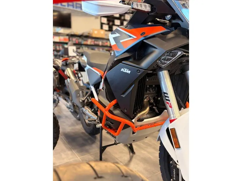 Ktm 1390 Super Adventure R 2026 alt