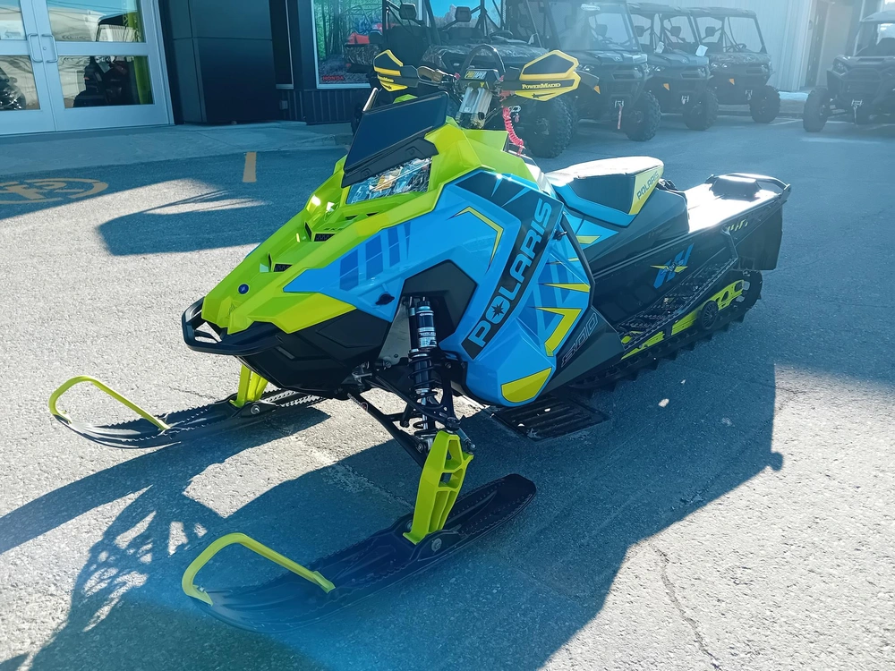 Polaris Sks800 2020 alt