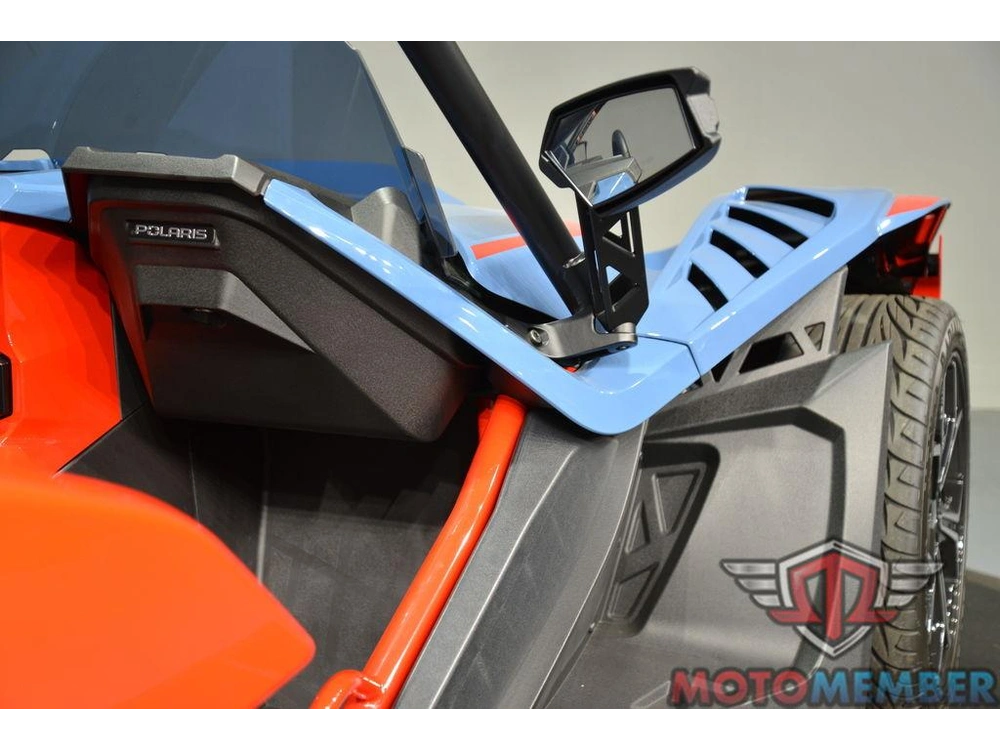 2025 Slingshot Slingshot® R Royal Red Blue alt