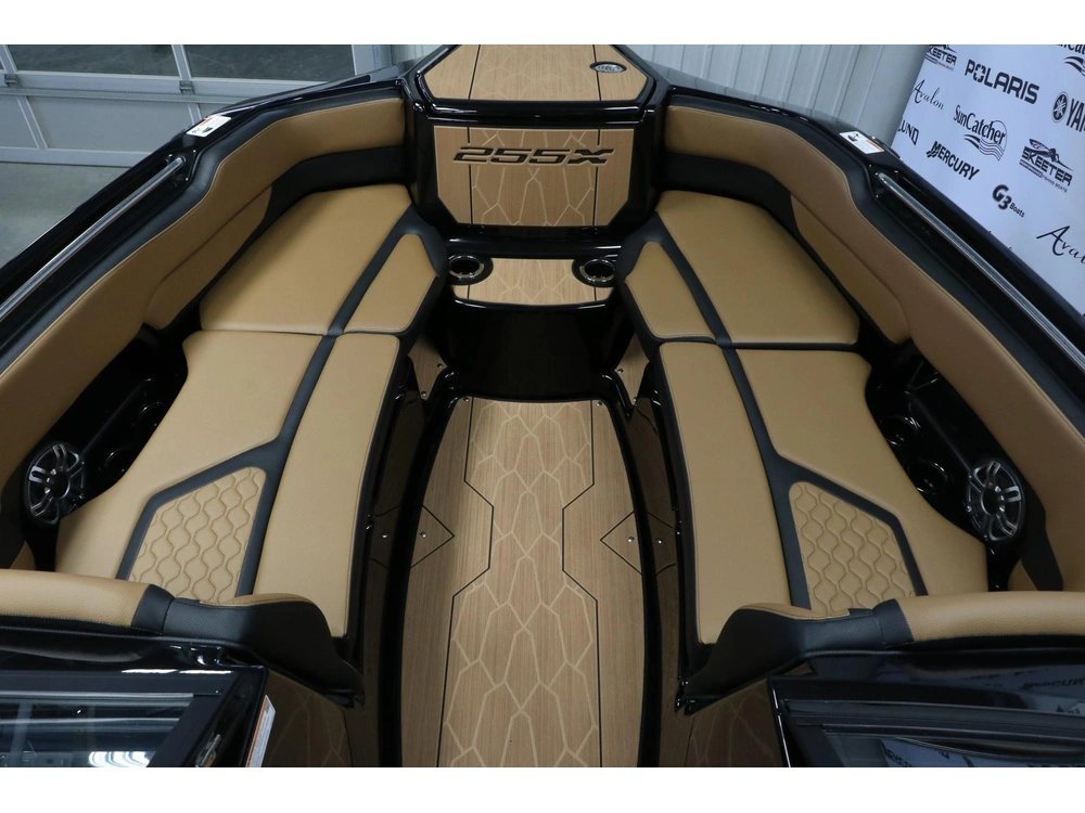 2026 Yamaha 255xd alt