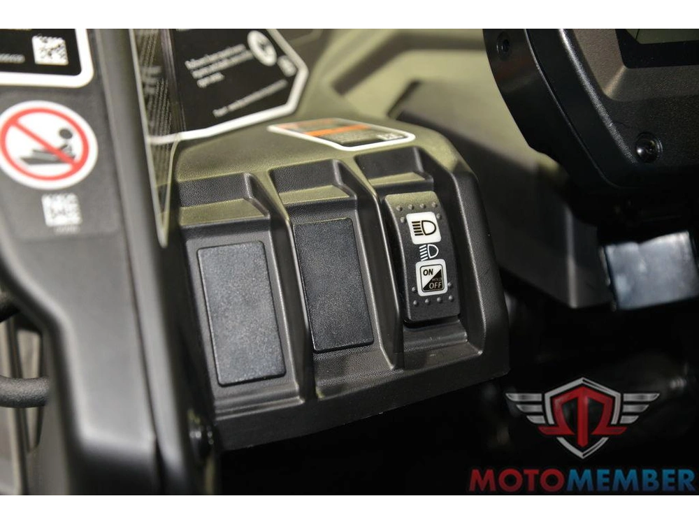 2025 Can-am Maverick X3 Max X Ds Turbo Rr With Smart-shox Triple Black alt