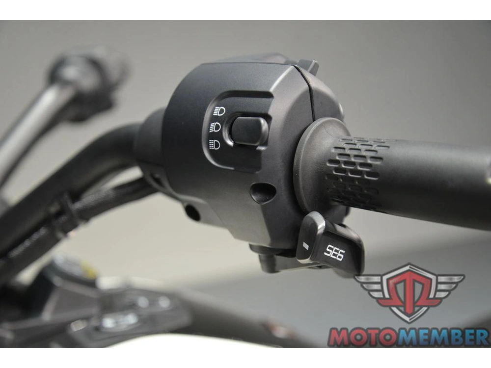 2025 Can-am Spyder Rt Sea-to-sky alt