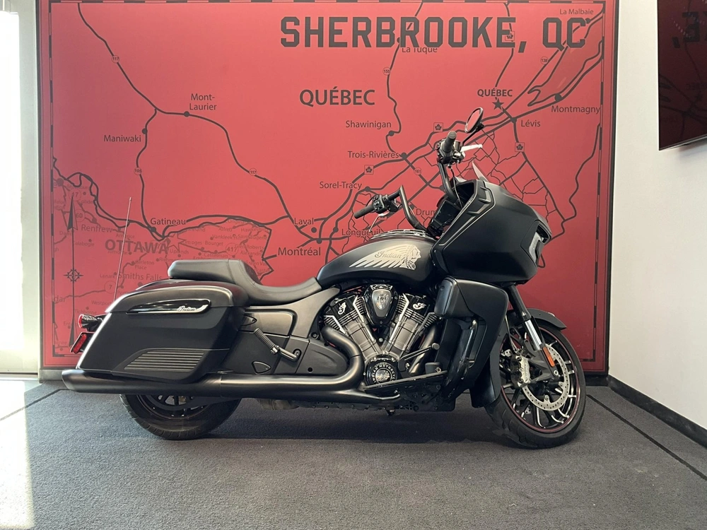Indian Motorcycle Challenger Dark Horse 2022 alt