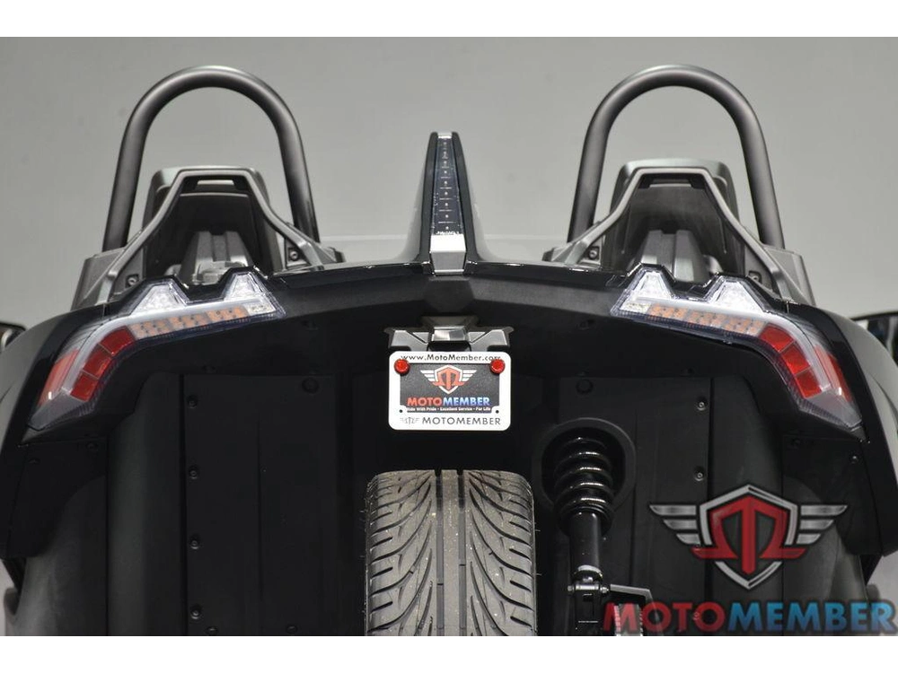 2025 Slingshot Slingshot® S Autodrive Jet Black alt