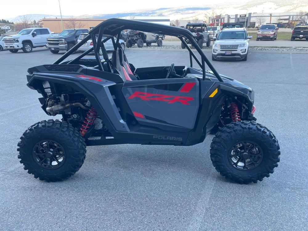 2026 Polaris Rzr Xp 1000 Ultimate - Stealth Gray alt