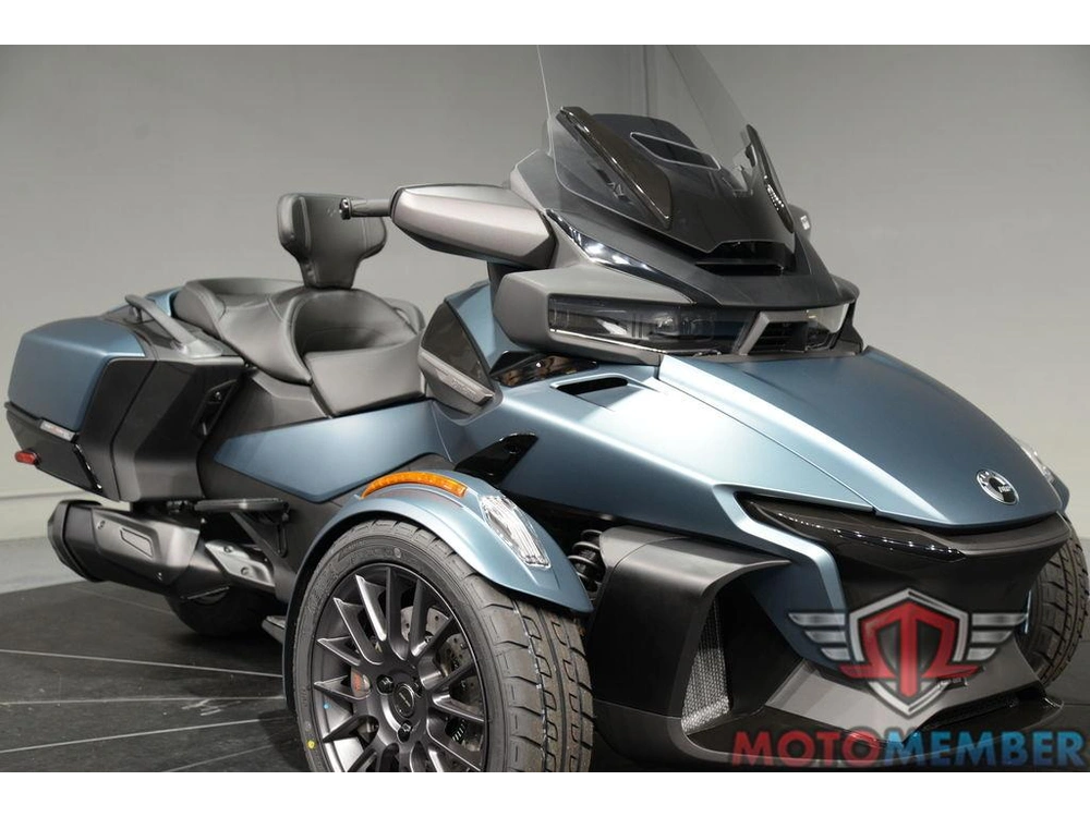 2026 Can-am Spyder Rt alt