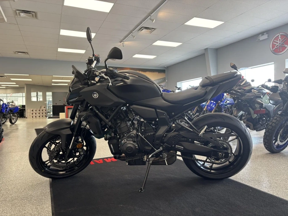 2025 Yamaha 2025 Yamaha Mt-07 . Choose Either $750 Cash Rebate Or Financing Starting At 1.99% ! Price Plus Tax And Licensing alt