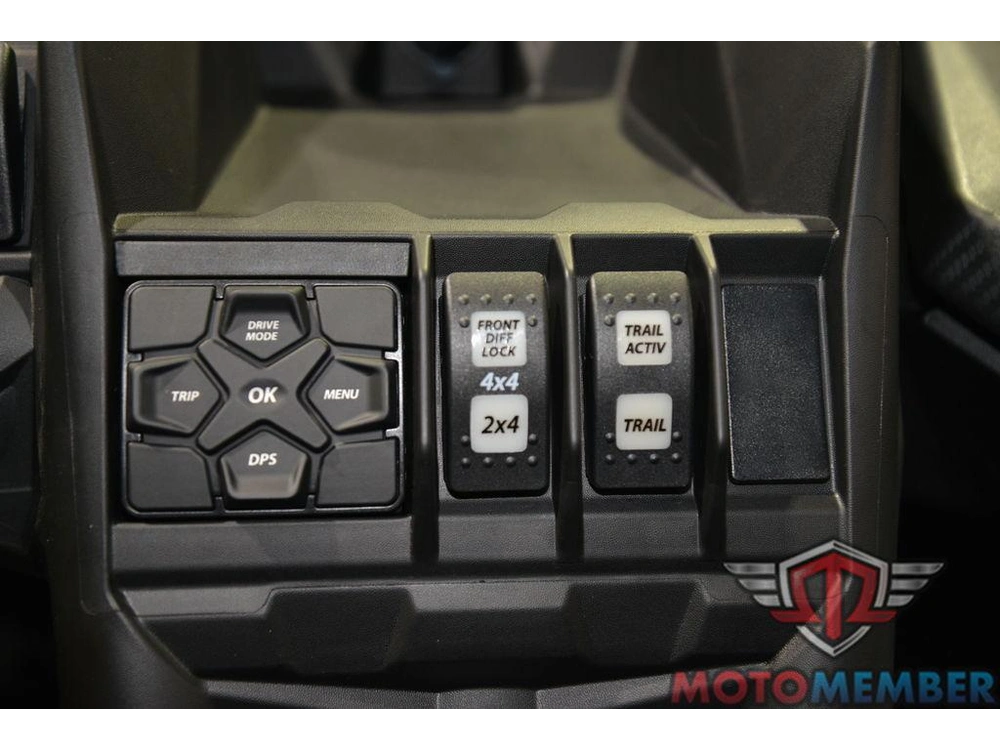 2025 Can-am Maverick X3 Max X Ds Turbo Rr With Smart-shox Triple Black alt