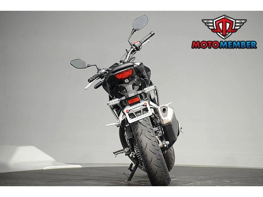 2025 Honda Cb300r alt