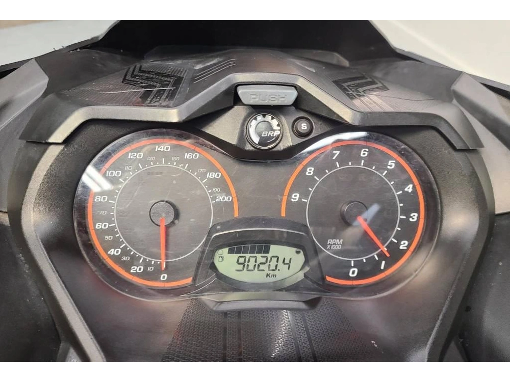 2019 Bombardier Backcountry 850 alt