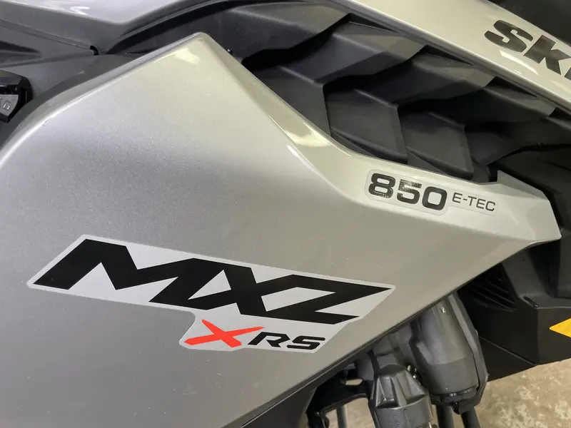 Ski-Doo MXZ X-RS 850 E-Tec Smartshox 2024