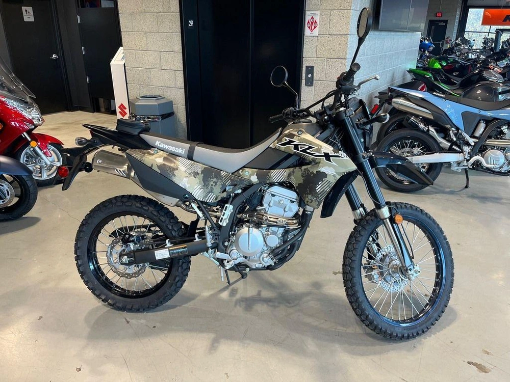 2026 Kawasaki Klx®300 Cypher Camo Beige alt
