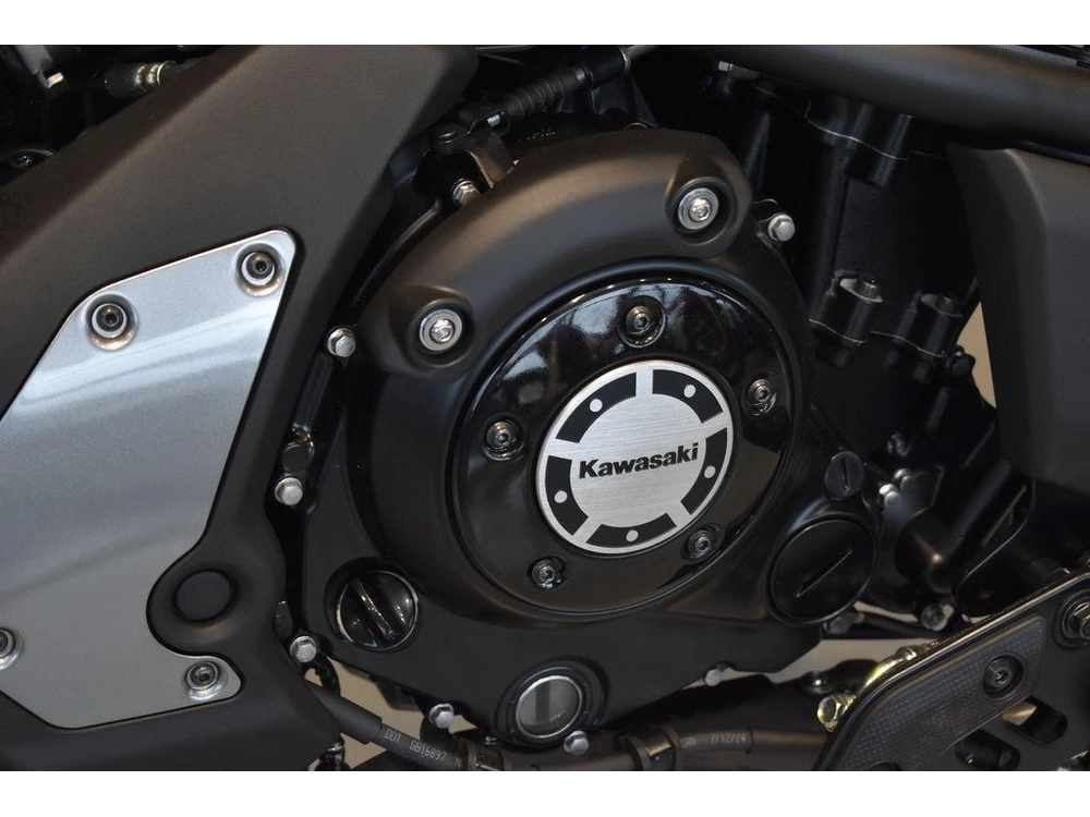 2025 Kawasaki Vulcan® S Cafe Abs alt