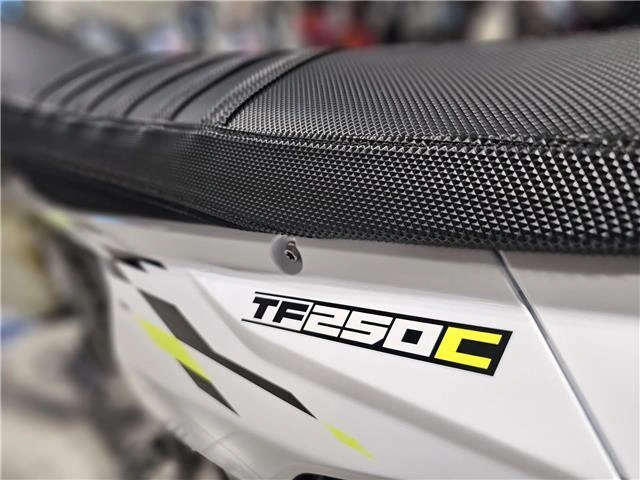2026 Triumph Tf250-c Cross Country alt