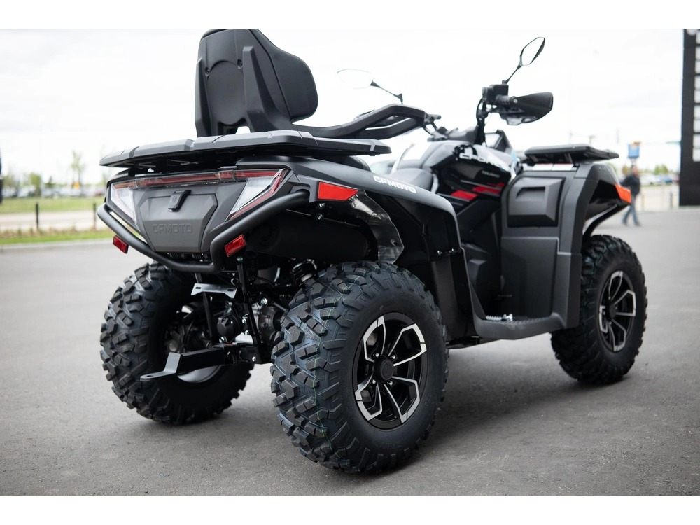 2026 Cfmoto Cforce 600 Touring alt