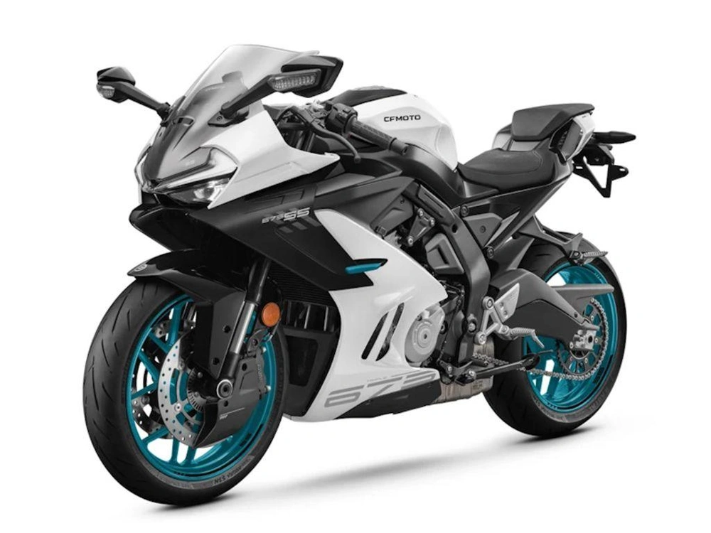 2026 Cfmoto 675ss alt