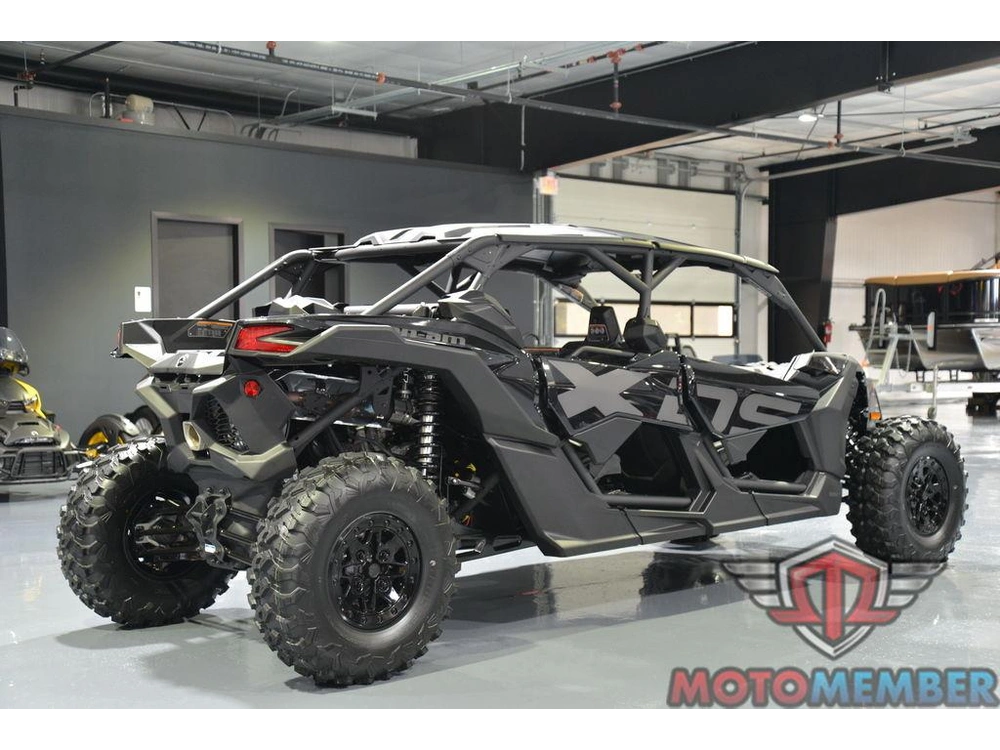 2025 Can-am Maverick X3 Max X Ds Turbo Rr With Smart-shox Triple Black alt