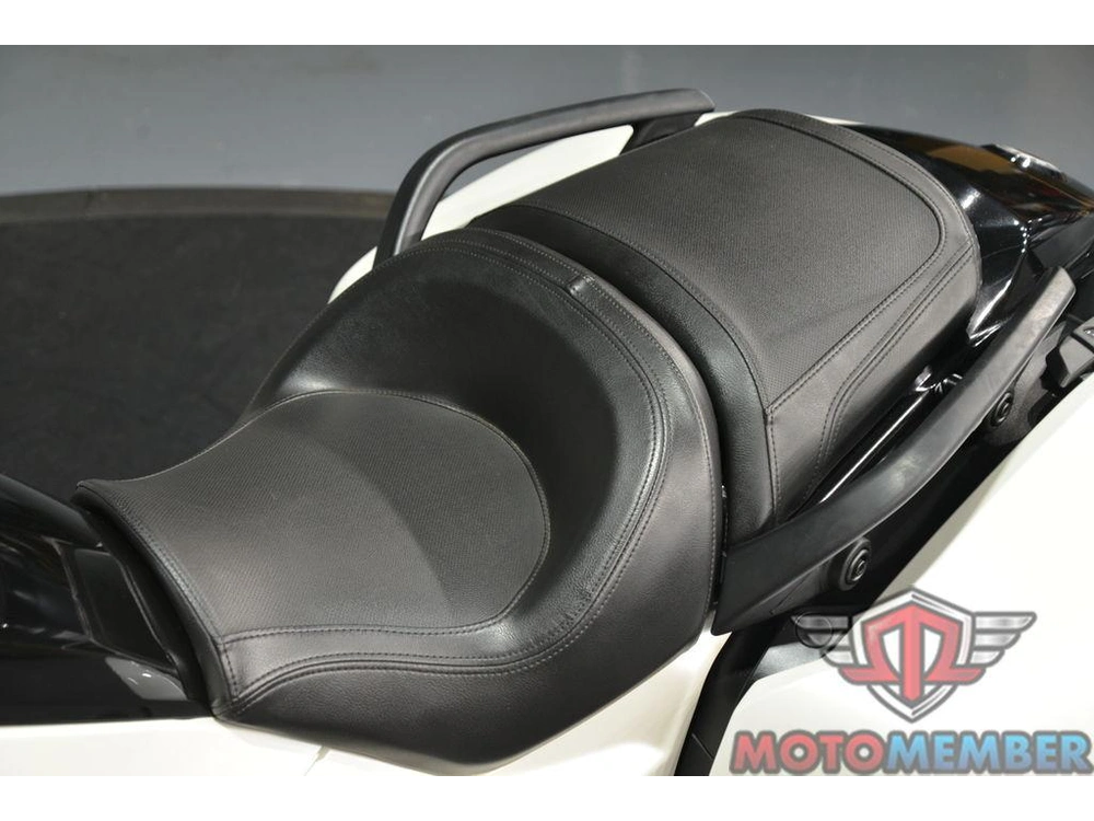 2023 Can-am Spyder F3-t Rotax 1330 Ace alt