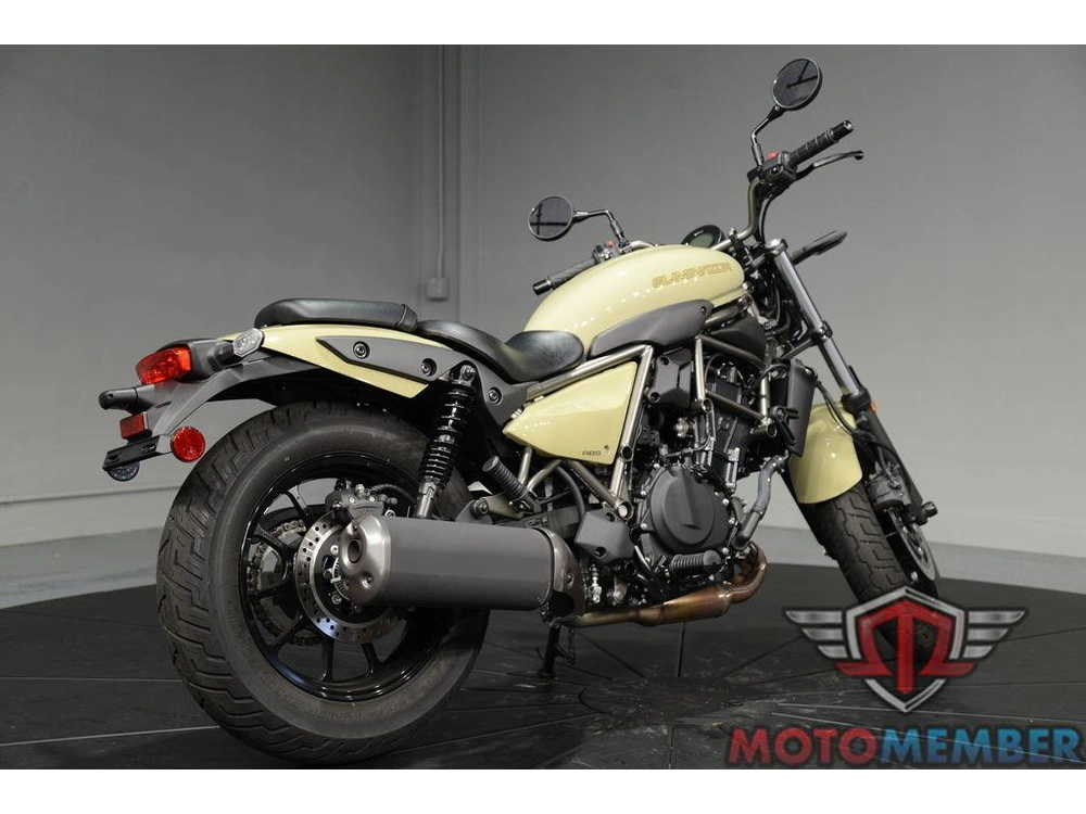 2025 Kawasaki Eliminator® Abs alt