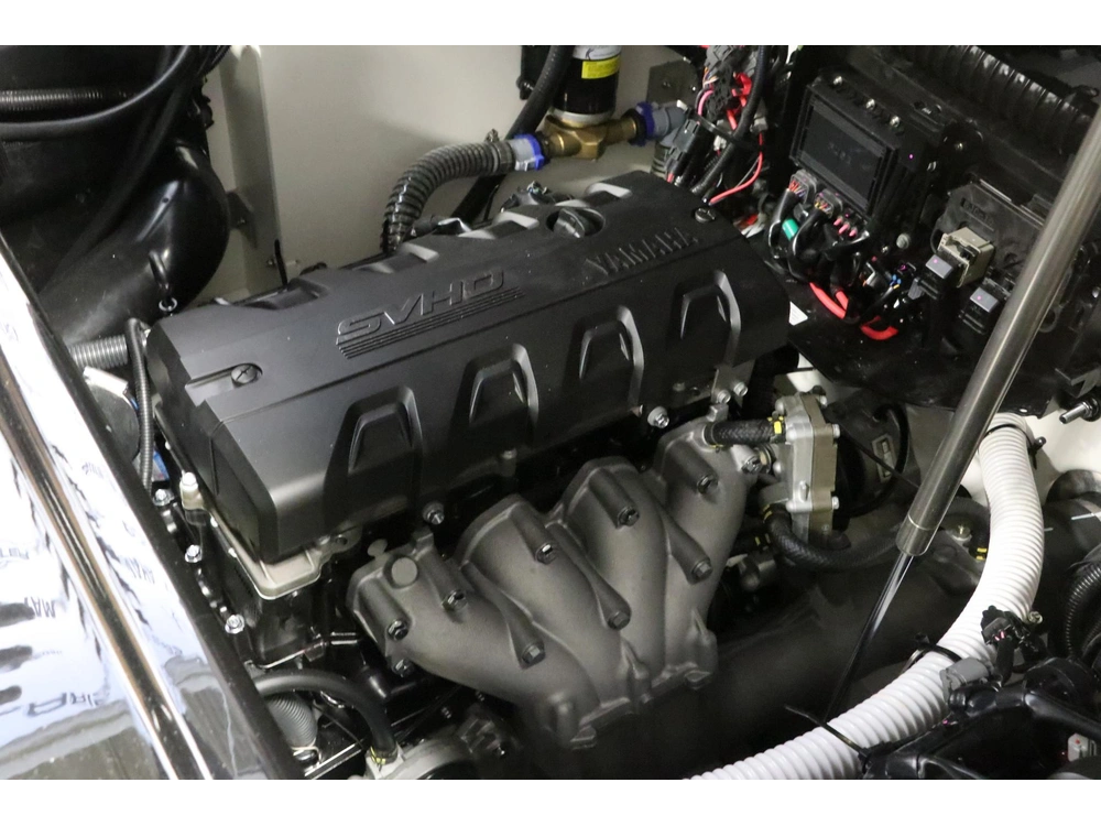 2026 Yamaha 255xd alt