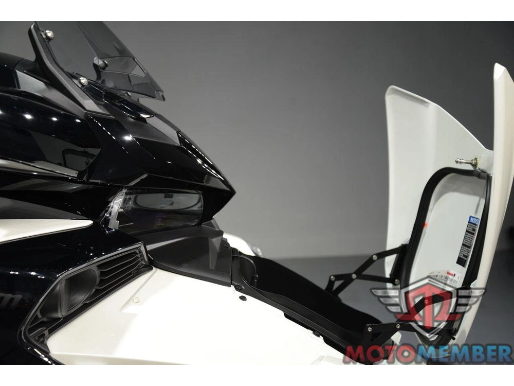 2023 Can-am Spyder F3-t Rotax 1330 Ace alt