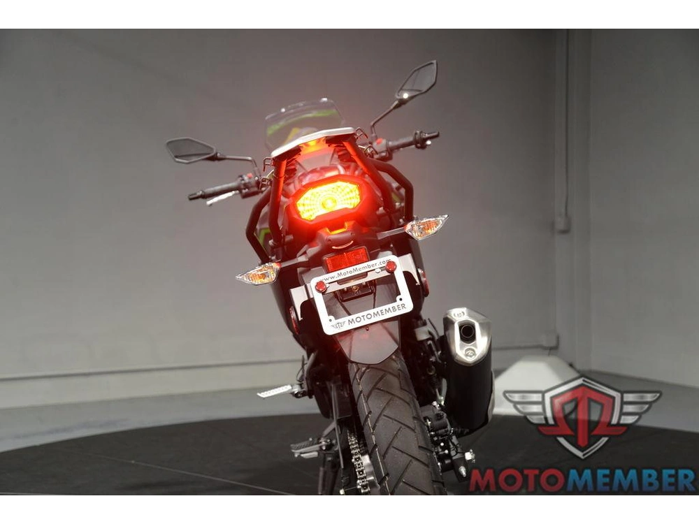 2025 Kawasaki Versys®-x 300 Abs alt