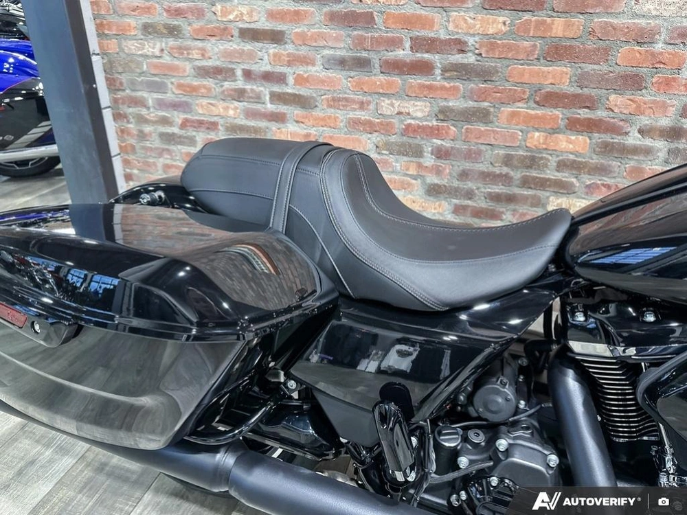 2026 Harley-davidson Road Glide alt