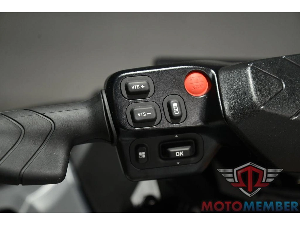 2026 Sea-doo Gtx™ Limited 325 White Pearl Premium alt