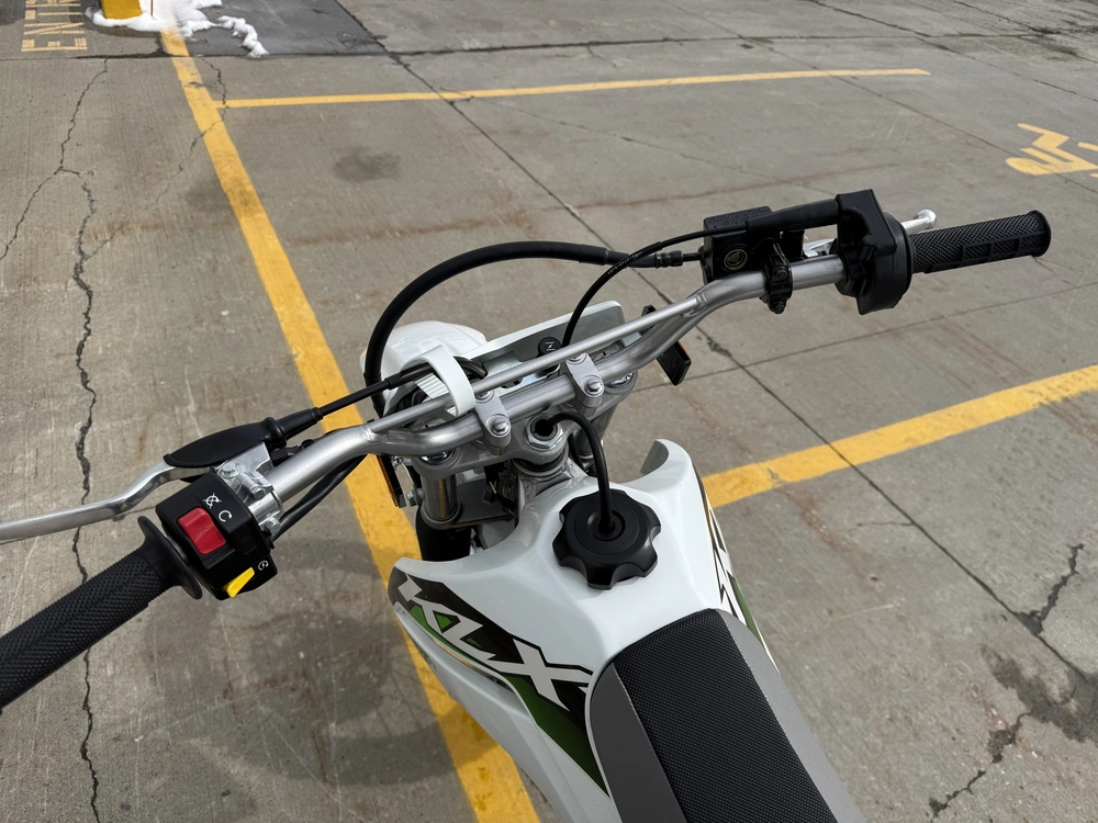 2026 Kawasaki Klx140r alt