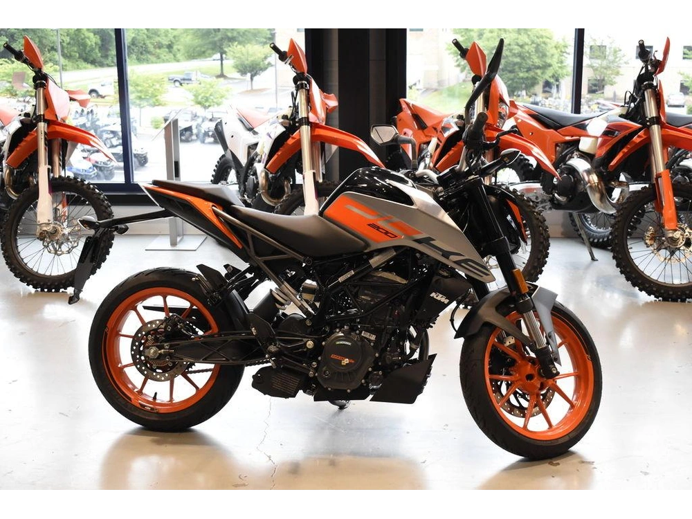 2023 Ktm 200 Duke alt
