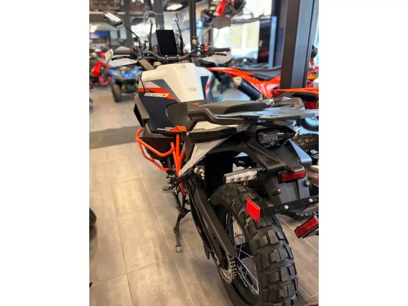 Ktm 1390 Super Adventure R 2026 alt