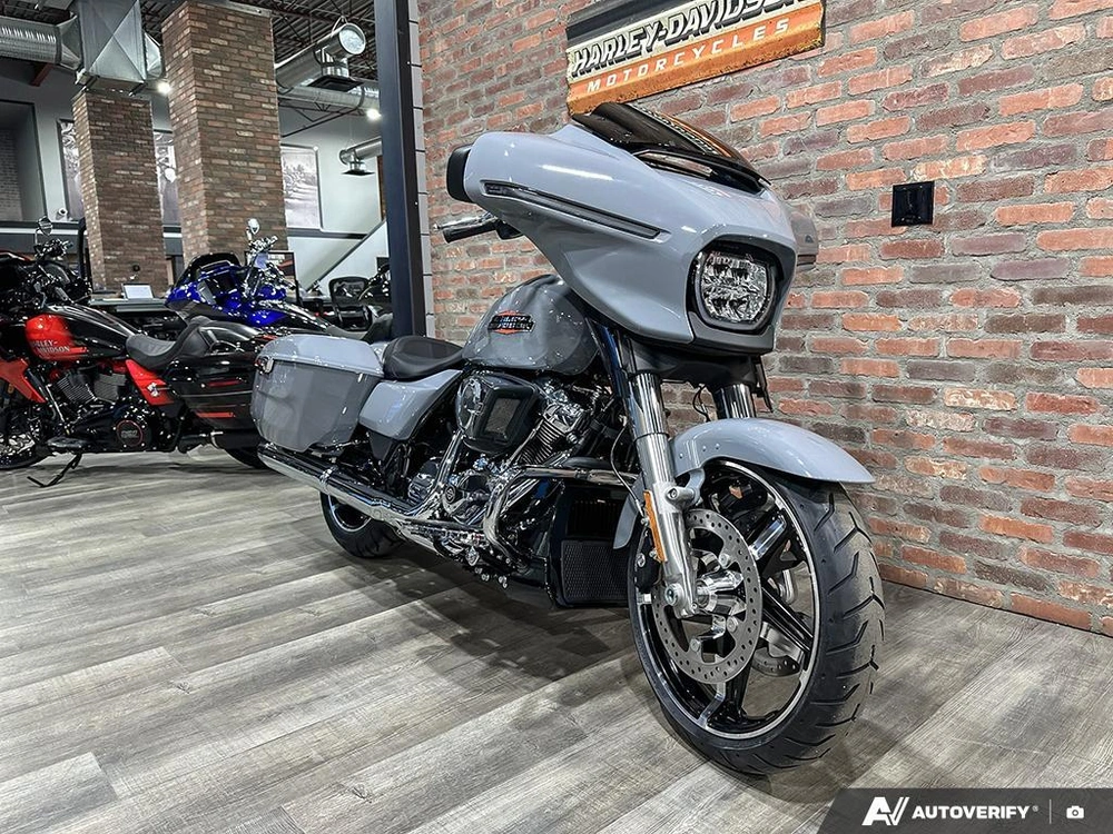 2026 Harley-davidson Street Glide alt
