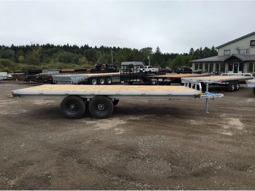 2026 Stronghaul 8.5x18 5 Ton All Aluminum Deckover Equipment Trailer alt