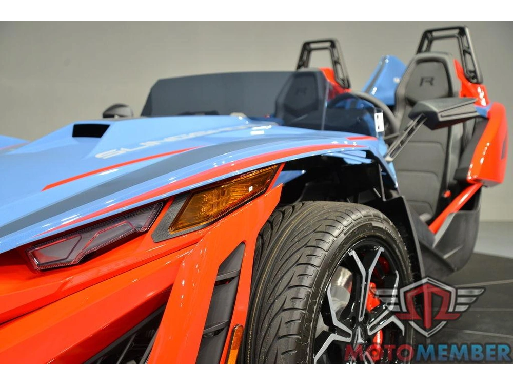 2025 Slingshot Slingshot® R Autodrive Royal Red Crystal alt