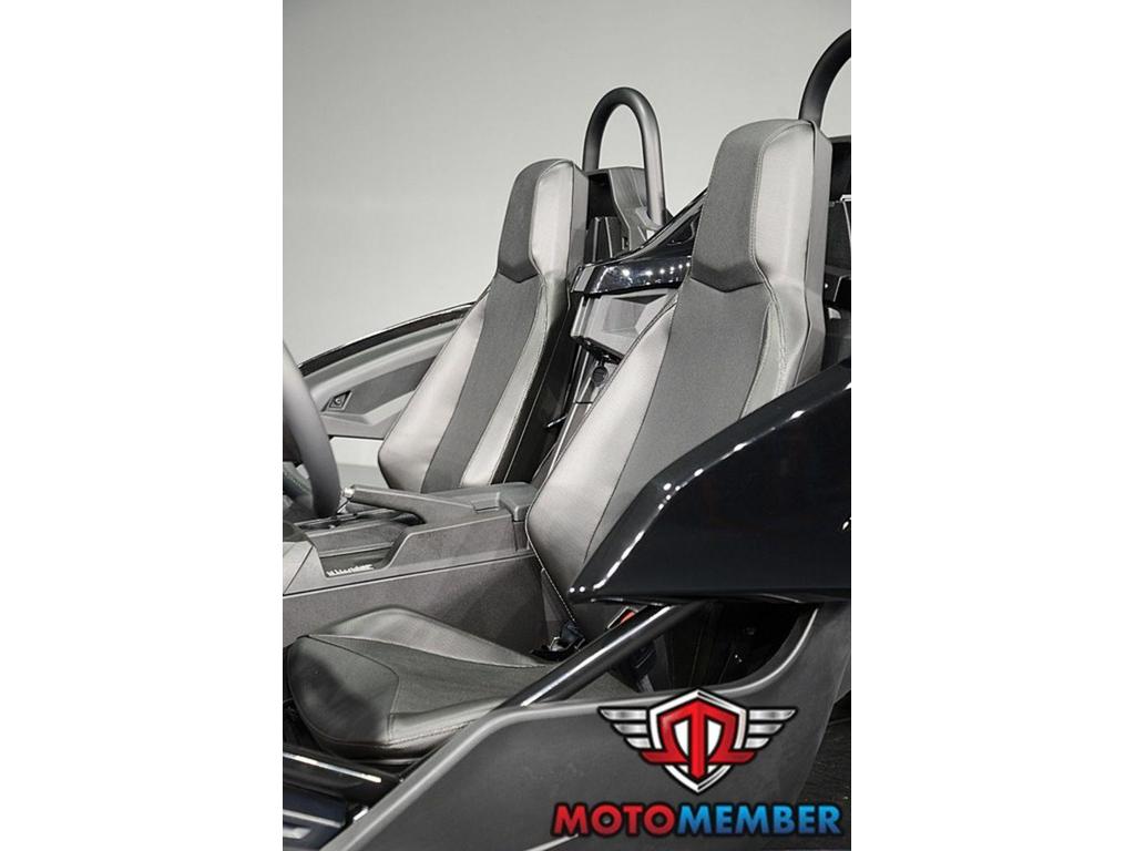 2025 Polaris Slingshot SL (AutoDrive) for Sale