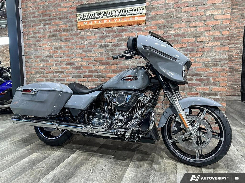 2026 Harley-davidson Street Glide alt