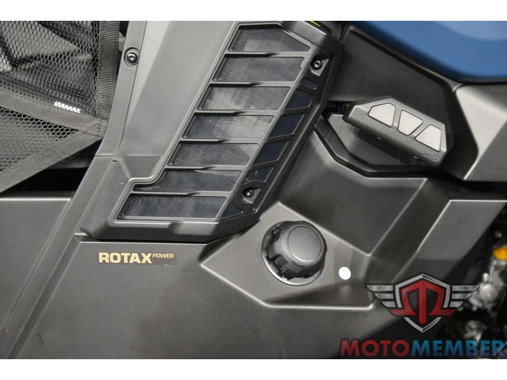 2026 Can-am Defender Xt Hd11 With 10.25 In. Infotainment alt