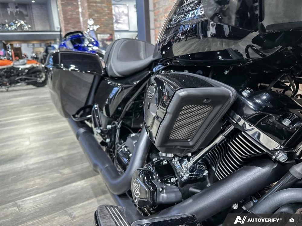 2026 Harley-davidson Road Glide alt