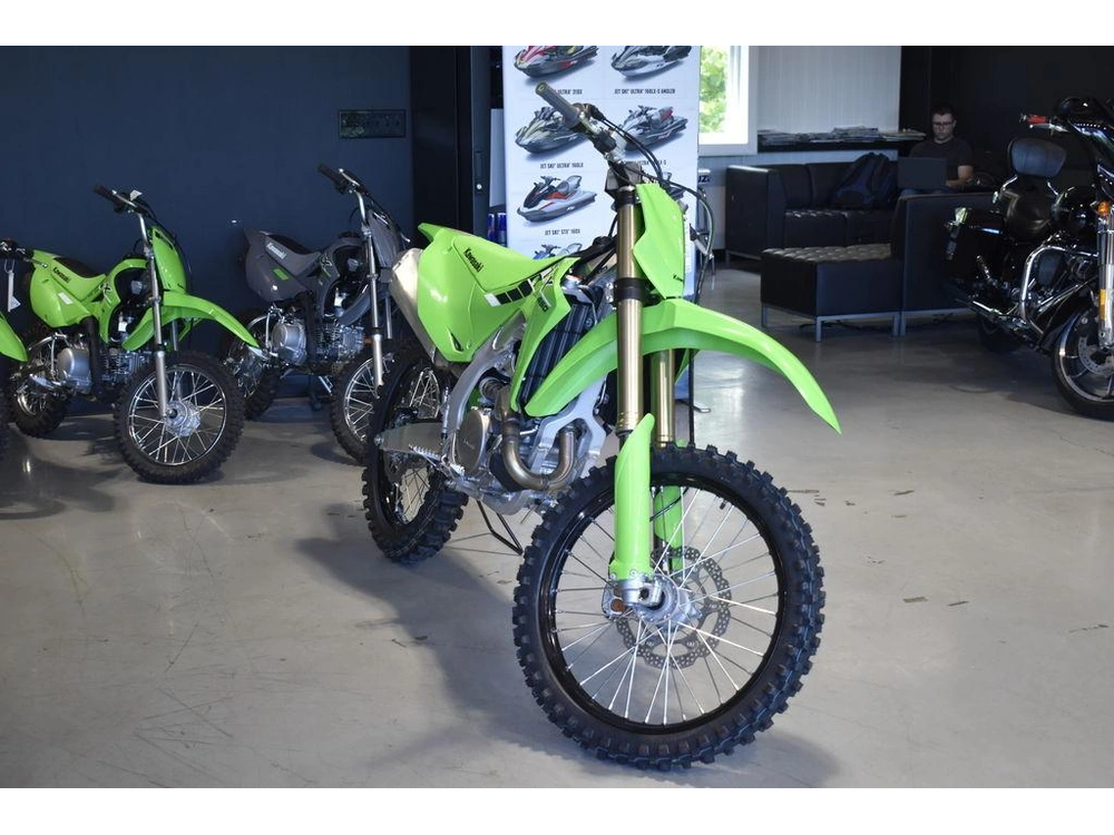 2025 Kawasaki Kx™450 alt