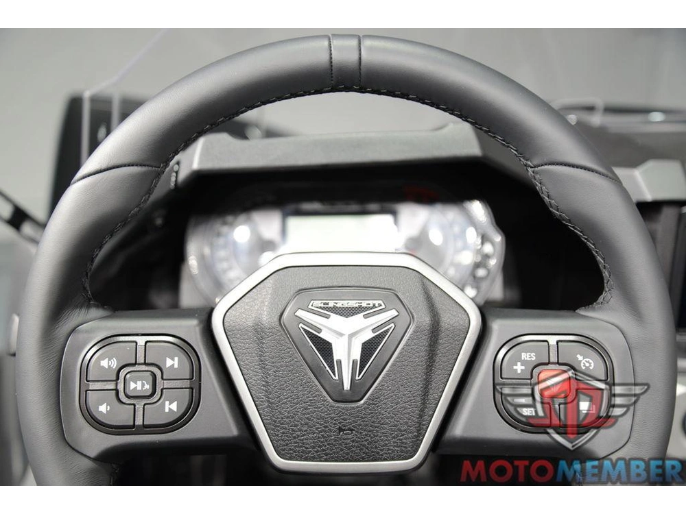 2025 Slingshot Slingshot® Sl Autodrive Jet Black alt