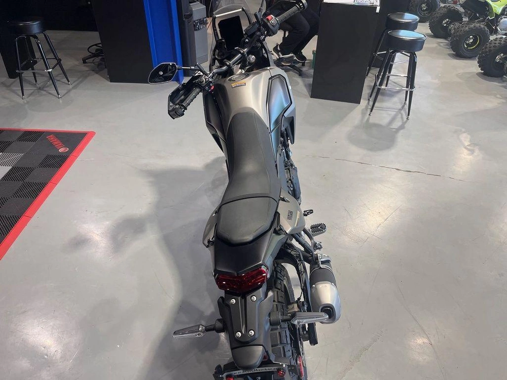 2025 Yamaha Tenere 700 alt