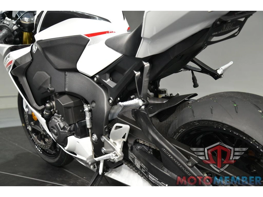 2026 Honda Cbr1000rr alt