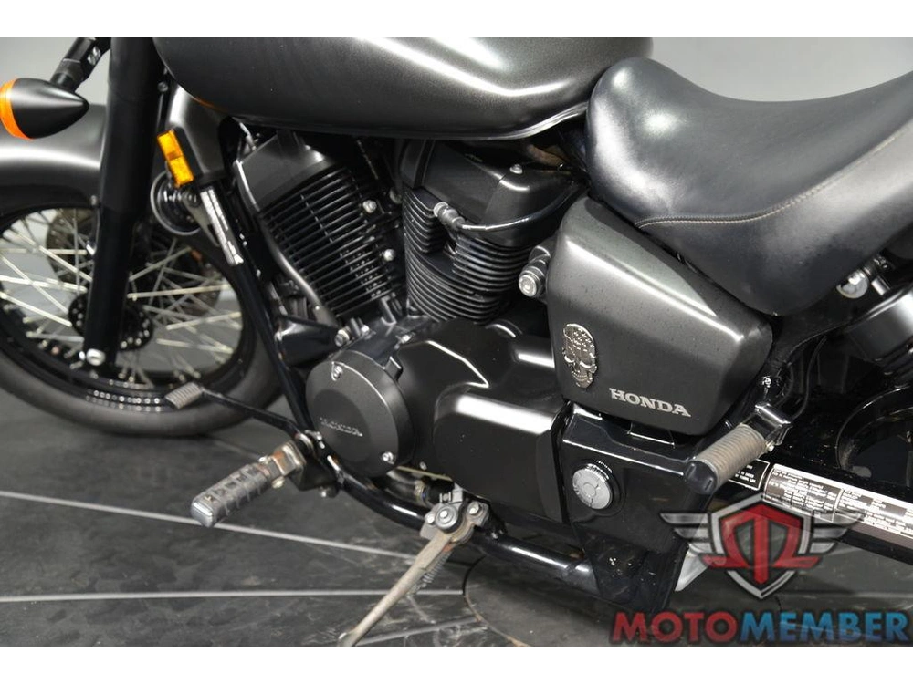 2022 Honda Shadow Phantom alt