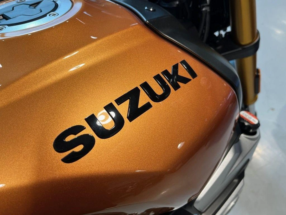 2026 Suzuki Gsx-8t alt