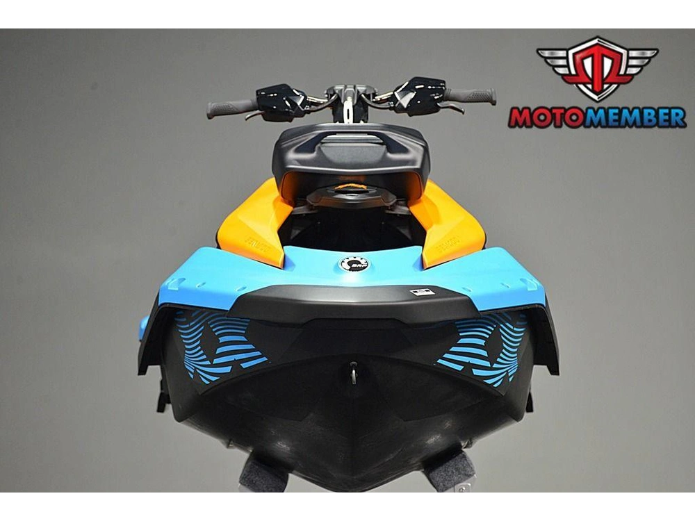 2026 Sea-doo Spark™trixx For 3 Rotax® 900 Ace™ - 90 Ibr And Audio alt