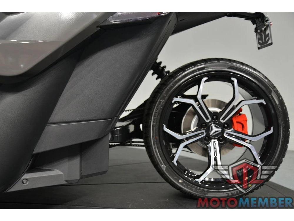 2025 Slingshot Slingshot® R alt