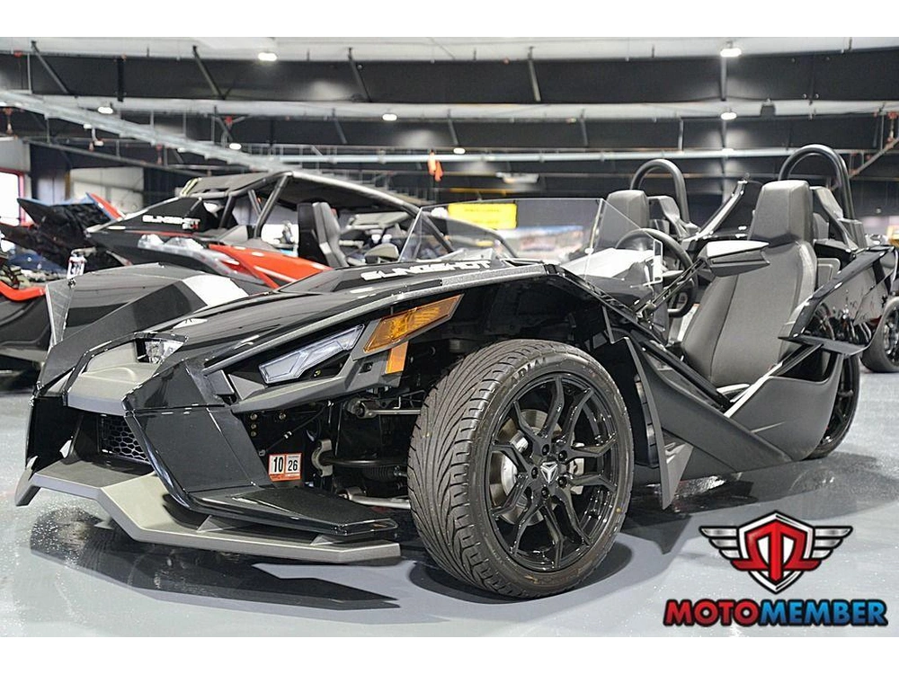 2024 Slingshot Slingshot® S W/ Technology Package I Jet Black alt