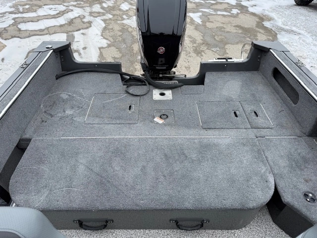 2025 Mirrocraft Holiday 1768 alt