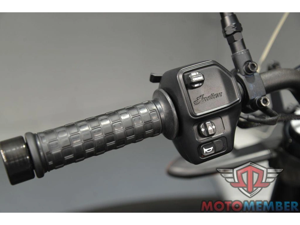 2019 Indian Motorcycle Ftr™ 1200 Thunder Black alt