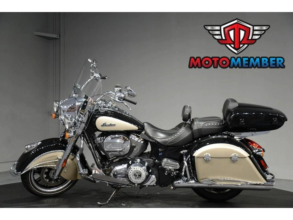 2022 Indian Motorcycle Springfield® Black Metallic/dirt Track Tan alt